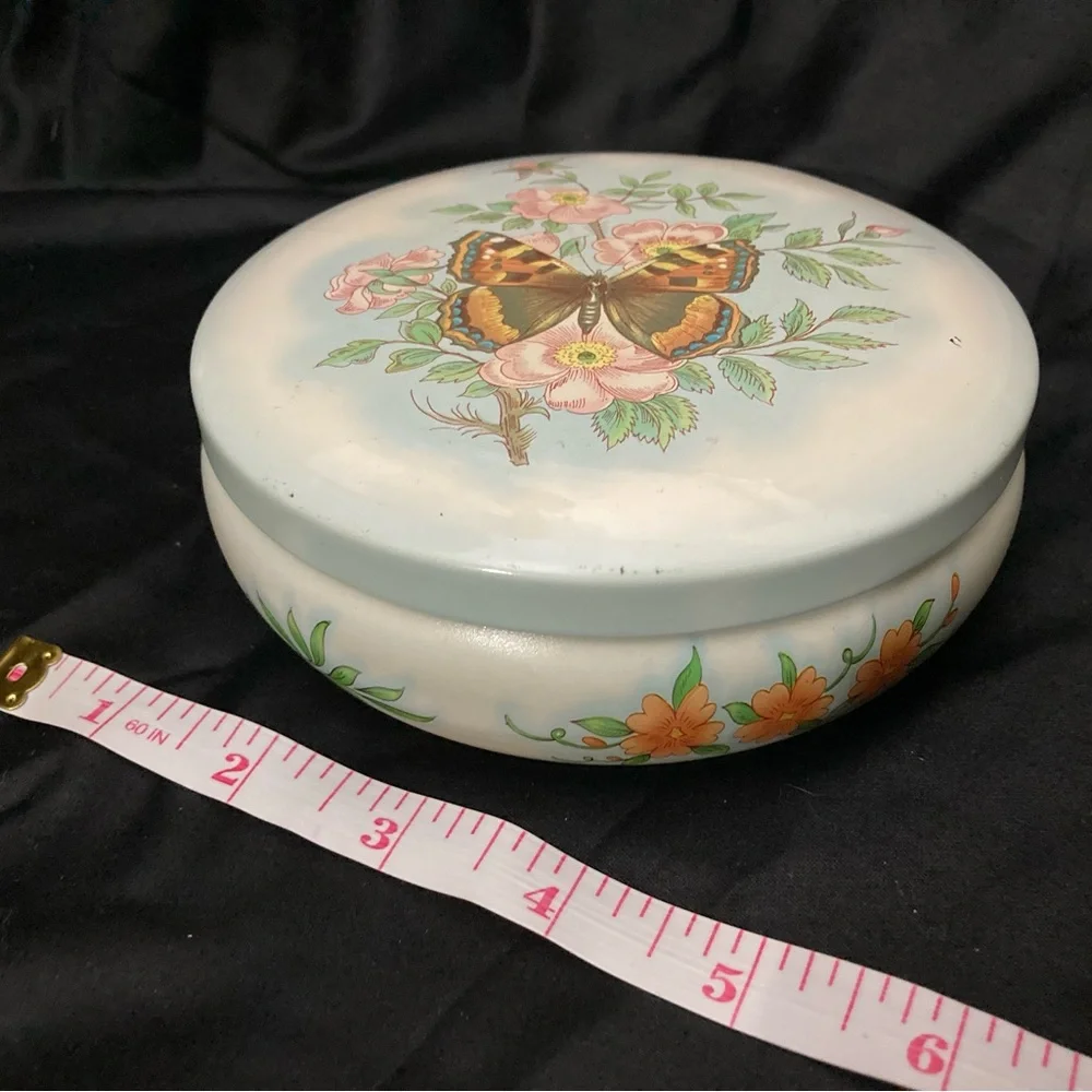 Vintage Daher Decorative Ware Floral Butterfly Lidded Tin